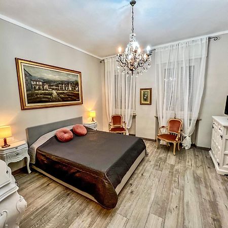 La Casa Bianca Lägenhet Vercelli Exteriör bild