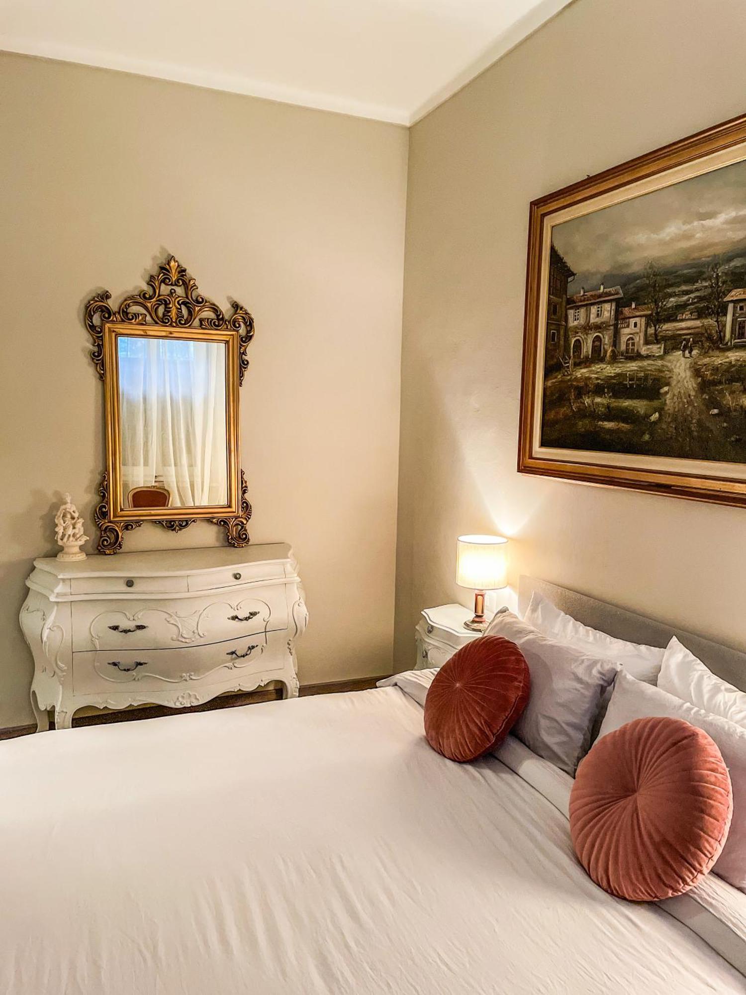 La Casa Bianca Lägenhet Vercelli Exteriör bild